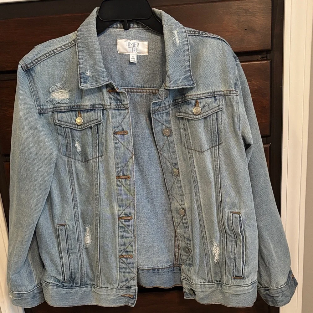 Time & Tru Oversized Blue Denim Jacket - Picture 5 of 10